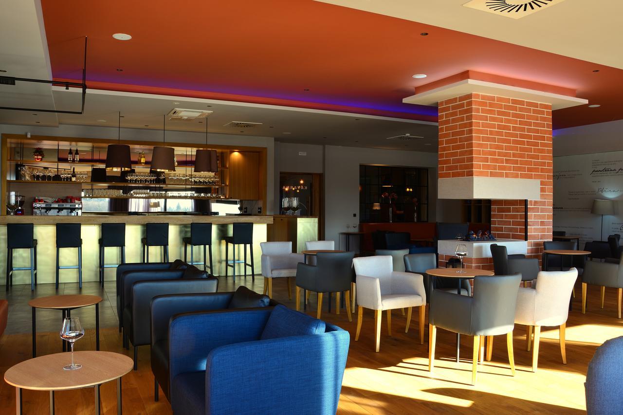 Hotel Dolenjc Ново-Место Экстерьер фото